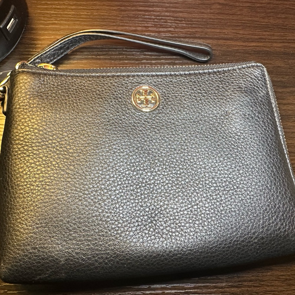 Tory Burch Landon Large Black Wristlet